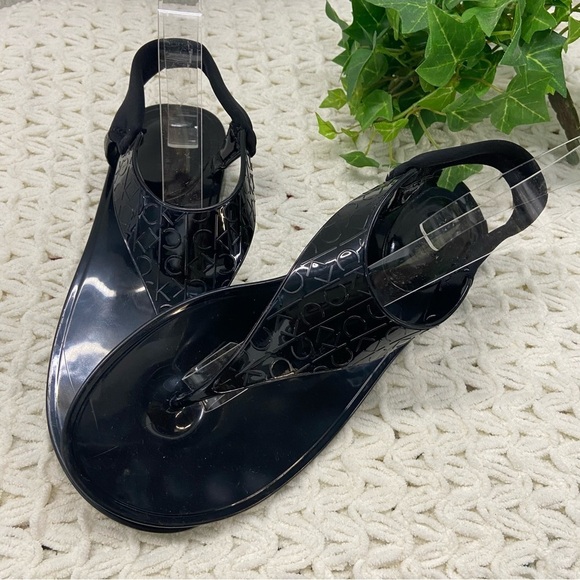 calvin klein janny jelly sandal